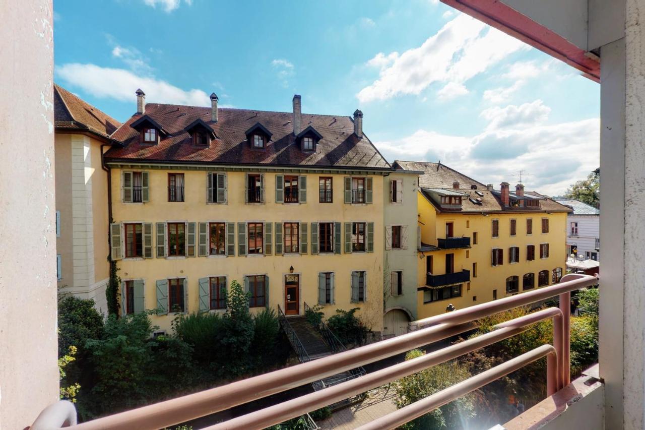 Le Jean-Jacques Rousseau - 2 Rooms By The Canal In The Heart Of アヌシー エクステリア 写真