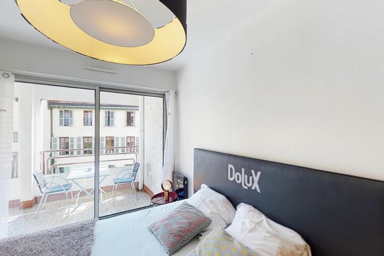 Le Jean-Jacques Rousseau - 2 Rooms By The Canal In The Heart Of アヌシー エクステリア 写真